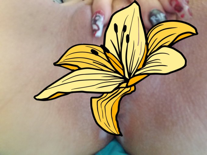 New video posted to https://t.co/0n2fuk9rPs  you guys dont want to miss this cream dream 😝🤤💚💋 #milf #eatme<a href="/tag/milf"class="tags"><span>#milf</span></a><a href="/tag/stonerchicksdoitbetter"class="tags"><span>#stonerchicksdoitbetter</span></a><a href="/tag/eatme"class="tags"><span>#eatme</span></a><a href="/tag/sexylilmama"class="tags"><span>#sexylilmama</span></a>