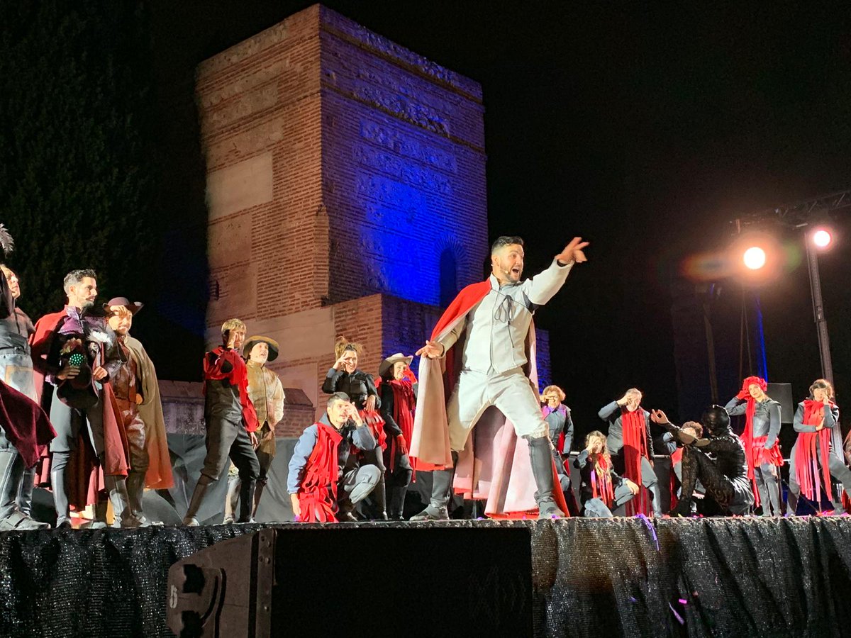 ValleMth's tweet photo. Recuperando tradiciones #DonJuanEnAlcalá #fiestadeinteresturisticonacional #PatrimoniodelaHumanidad https://t.co/C8qstnKHp1