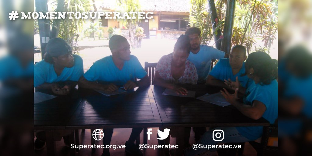 SUPERATEC's tweet photo. Hoy no es día de #TBT pero si de tener un buen #MomentoSuperatec de este sábado con el Taller La Magia de Servir dictado en la Posada Lomas de Caruao en el Edo. Vargas.
La atención al cliente es un taller que se realiza en alianza con #EcoRetail https://t.co/Q6msdtTPSP