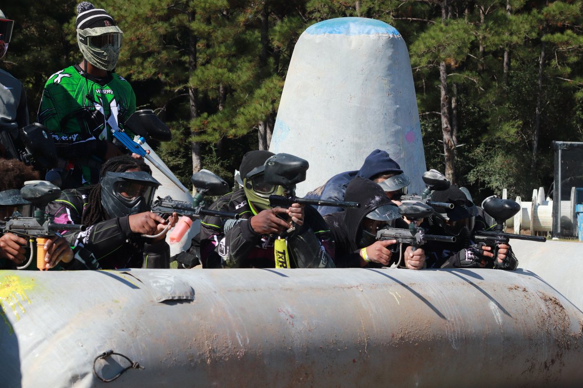 limbrickpics's tweet photo. Very few things are more thrilling than paintball photography!

Shout out to @pvpaintballclub who booked us to come out and take some shots for them this morning!

#limbrickpics #pvpc #paintball #thrill #photography #barrelsock #txrpaintball #hkarmy #events https://t.co/JfItpY6PSH