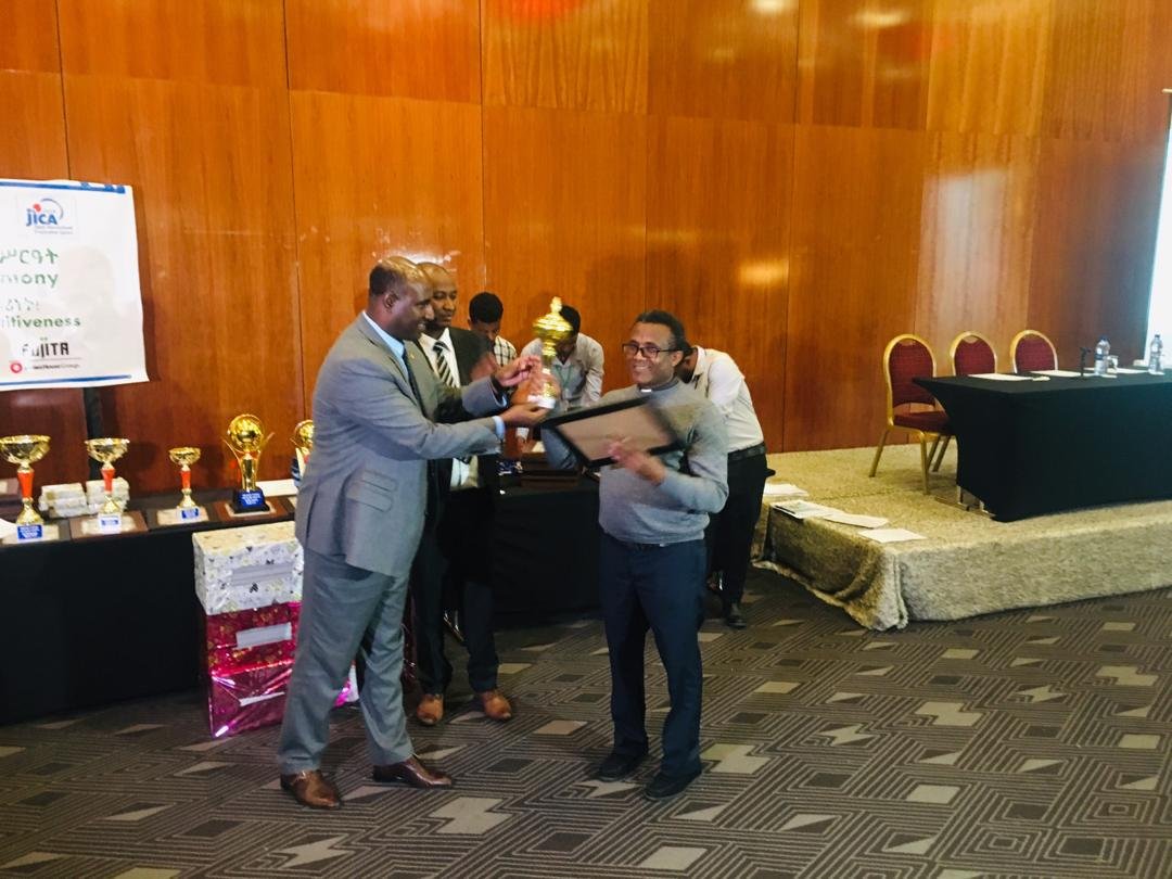 Riconoscimento dell'ETHIOPIAN KAIZEN INSTITUTE al #DonBoscoCatholicTVETInstitute #BoscoChildren" per First Level Kaizen e Second in Capacity Building Sector.
Percorsi formativi e opportunità per i giovani Africani a contrastarne la migrazione forzosa.
Don A. Regazzo #AddisAbeba