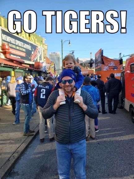 mdemster's tweet photo. I love 901! @CollegeGameDay @MemphisFB https://t.co/C8TBXpGAPV