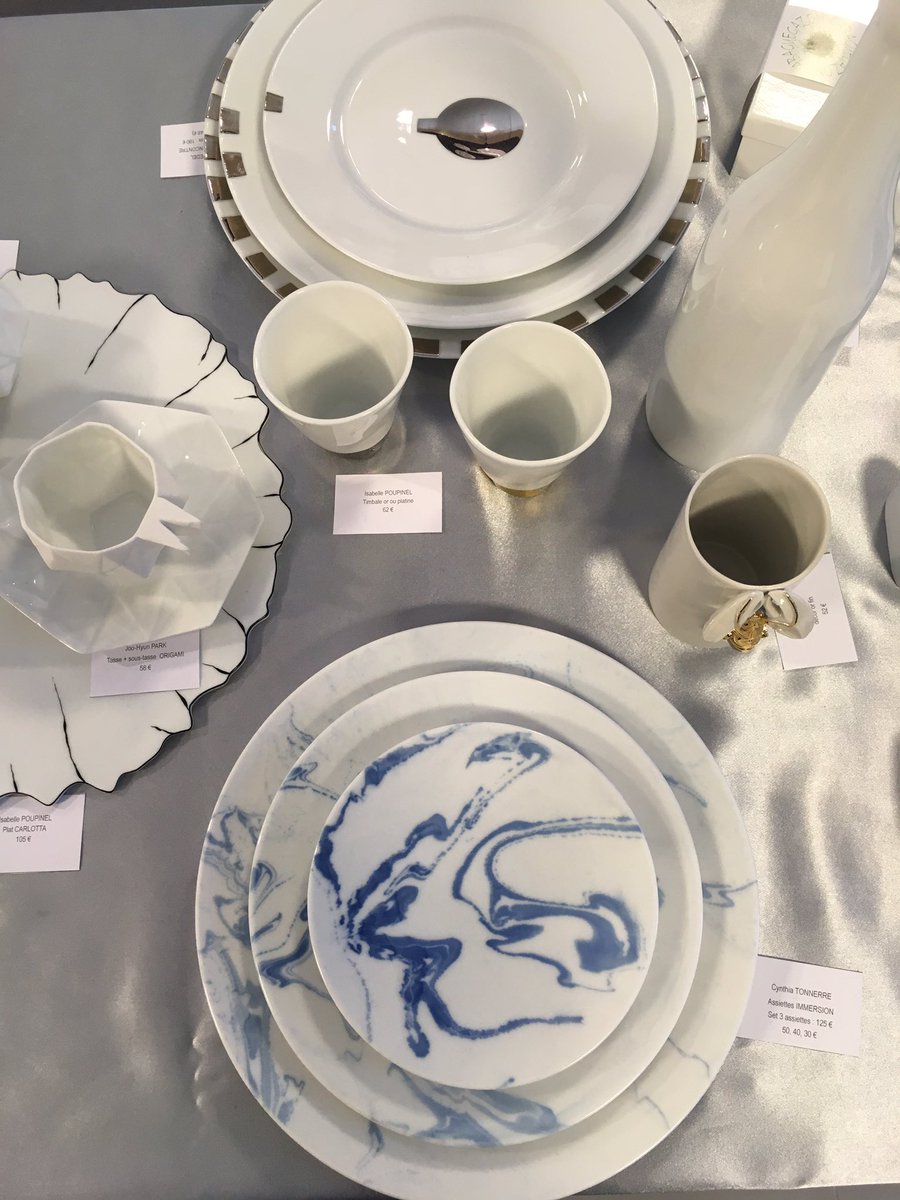 WDAJuanlesPins's tweet photo. @WDAJuanlesPins 

Célèbre dans le monde entier la Porcelaine de Limoges est unique par son histoire, ses savoir-faire, sa qualité...

@AntibesTourisme @espritporcelaine @WDAJuanlesPins #cotedazurfrance https://t.co/WuZ372Fqpv