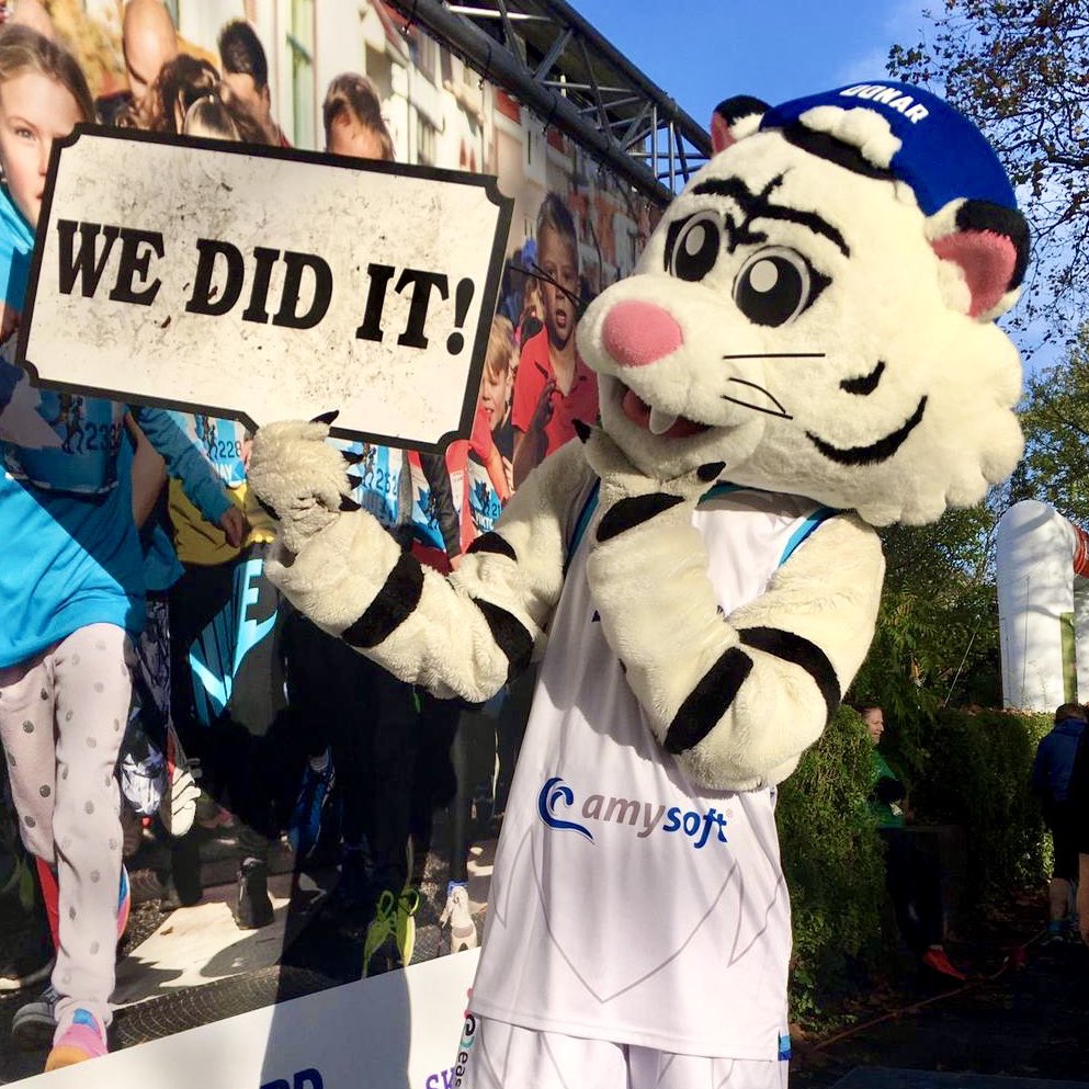 MascotteThunder's tweet photo. YESSS! Vanmiddag even de Mascotte-run van de @Plantsoenloop gewonnen!! No time for losers, Thunder is the Champion!
πͺπΌπππΎ
#Plantsoenloop #MascotLife #TheWinnerTakesItAll #Together @Donar_Official https://t.co/Ygi9sb2TDz