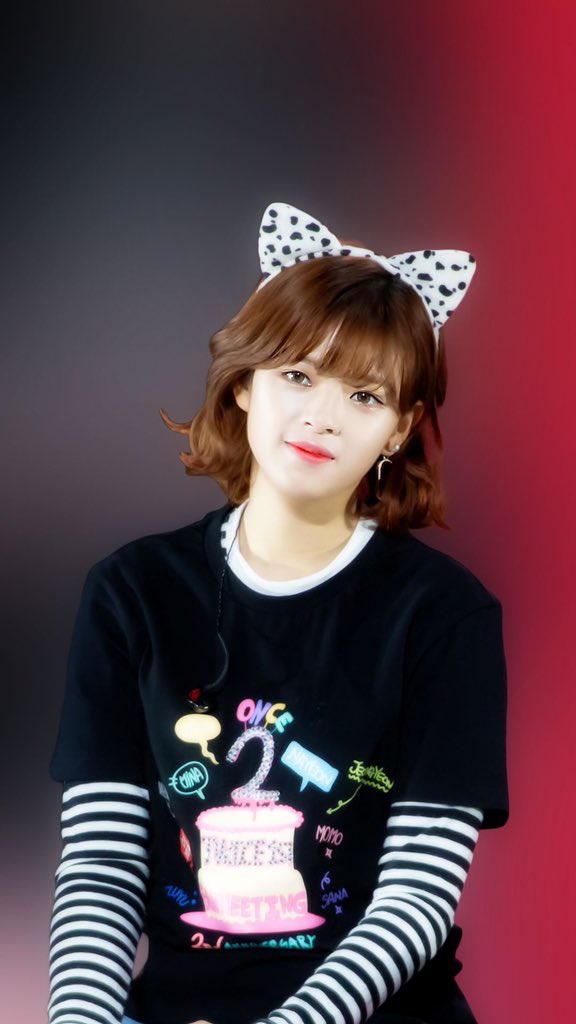 Jeong_love_Yeon's tweet photo. #MAMAVOTE #twice
ジェオングが好きな人はrt。
そしてジェオングが嫌いな人もrt。
お前誰だって人もrt。
ジョンヨンがかわいいからrt。

僕が5％くらい稼ぎます。

調子のんなよお前？って思った人もrt。 https://t.co/lKUdv7Wrea
