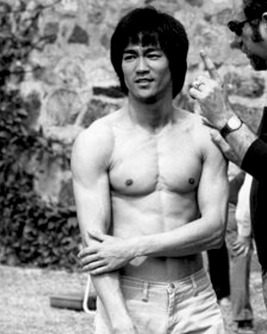 🐉 "What the hell, you are what you are, and self-honesty occupies a definite and vital part in the ever-growing process to become a human being and not a plastic one.” 🐉 BruceLee