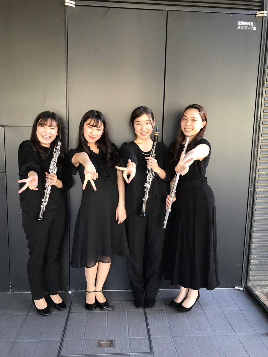 Clarinettissimo 本番後の一枚 F Mendelssohn 演奏会用小品 第1番 一枚目 澤田恵太朗 本校作曲専攻作曲コース2年 Mazuku 二枚目 C Saint Saens デンマークと ロシア民謡によるカプリス Op 79 三枚目 T Co Dojioqbaf2