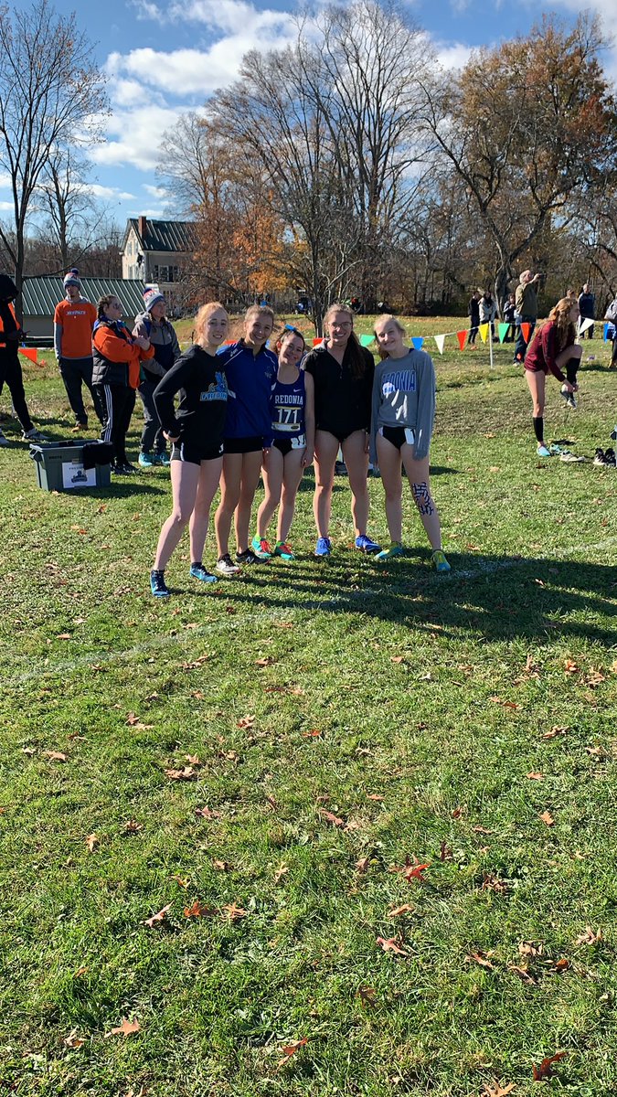 FredoniaXCTF's tweet photo. Now itβs the ladies turn! Race starts at 11:45. #fredoniastate #gobluedevils https://t.co/ttDaGCT44c