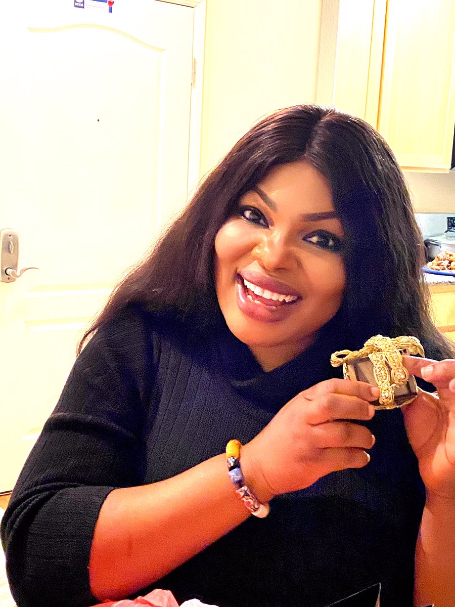 oghenekaroitene's tweet photo. There is happiness in receiving a gift π from a loved one . Thank you π
#Birthday #October24th #nonutnovemeber #SaturdayThoughts #SaturdayMotivation #SaturdayMorning #SaturdayVibes #MyFirstCarIn4Words #Springboks #pokemonleak #HBDWorldsBiggestMovieStar #StrongerTogether https://t.co/M10Z4mrQHb