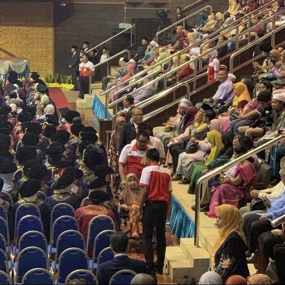 BSMM_UKM's tweet photo. [SESI BERTUGAS MAJLIS KONVOKESYEN UKM KE-47]

Tarikh : 2 November 2019
Masa : 7:00AM - 5:30PM
Tempat : Dewan Canselor Tun Abdul Razak https://t.co/SbeCiRMw30