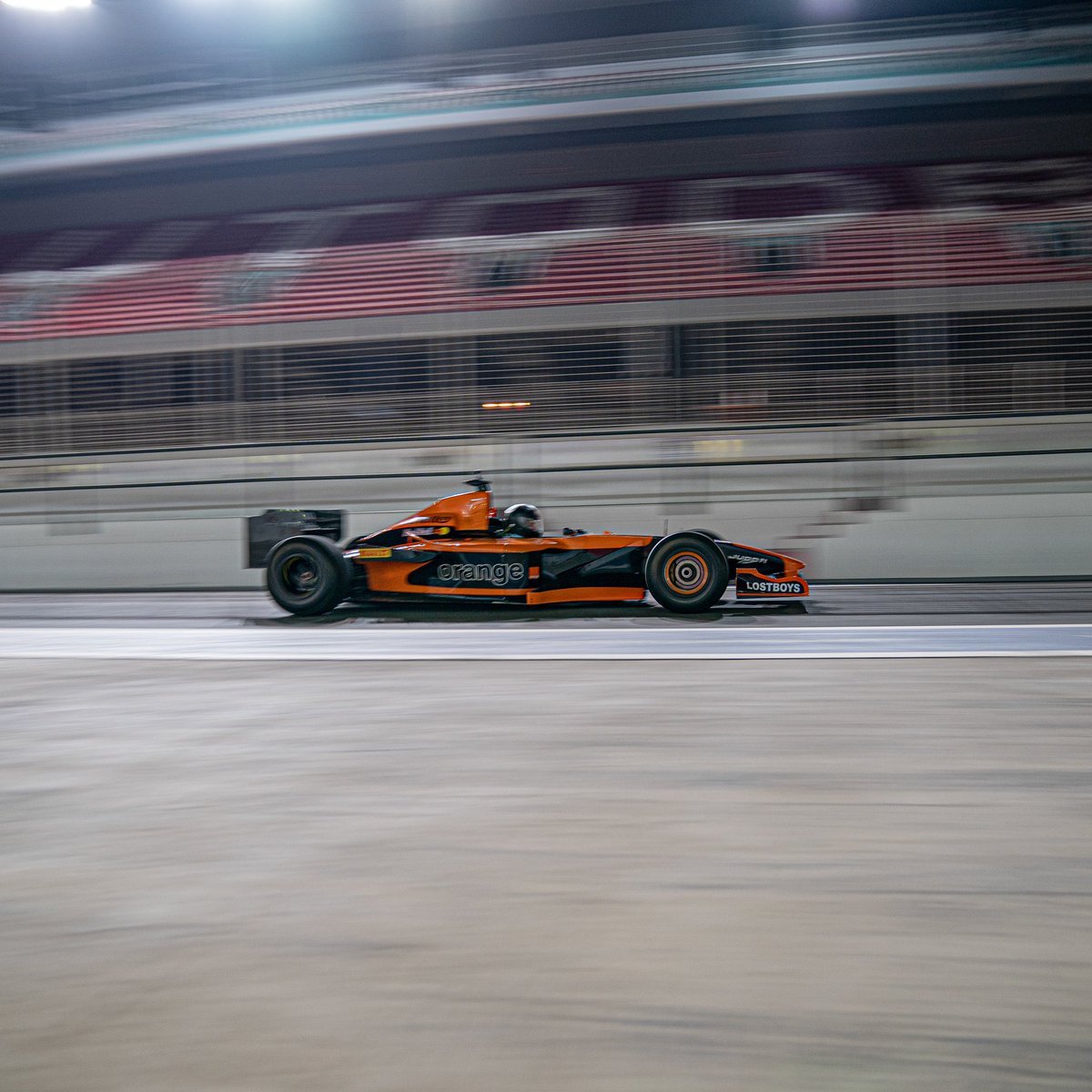 Dubai_Autodrome's tweet photo. The ULTIMATE driving #experience, right in the heart of #Dubai's Motor City.

Book your #F1 Experience now! https://t.co/hYX15gH7gY

#dubaiautodrome #formula1 #driving #circuit @DreamRacingUAE https://t.co/AE2yDyrQ3b