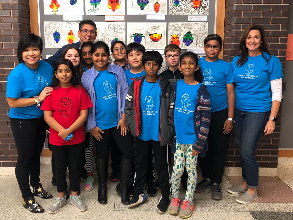 MpedrazaRRISD's tweet photo. @LME_Lions are learning to lead at the #WCSLC19. These are the future leaders of our LME pride family. @sophiachinatx @ibmarvel https://t.co/FgITRsO8oK