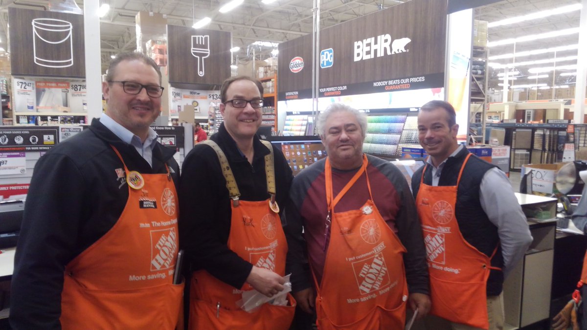 3105Masm's tweet photo. Awesome walk with our RVP on Wednesday. Our garden associate, Rich, Service Desk Lead, Amanda, and plumbing associate, Scott, receiving much-deserved recognition. Thank you, Shawn, for visiting us here in NW Montana on a brisk 7° day. https://t.co/8weJL1uFy9