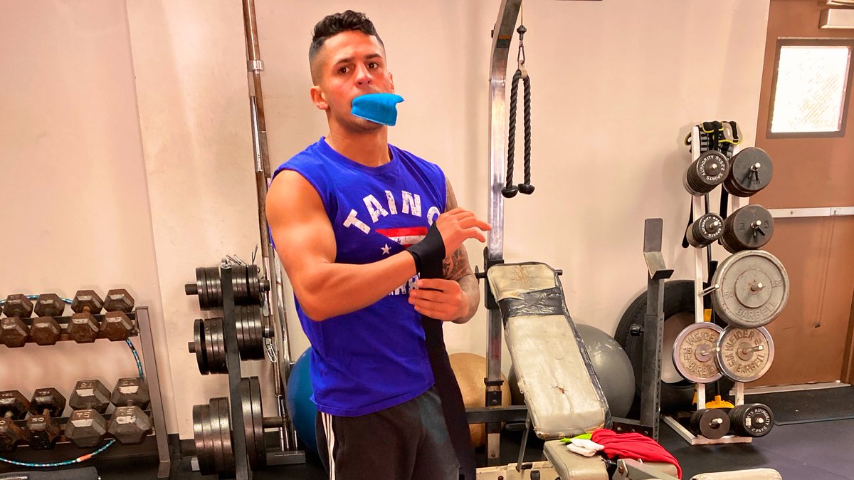 JohnnyHitmanDez's tweet image. Eyes on the prize, 4 weeks out🦁#KingOfTheParamount #RockinFights #LongTimeComing #Boxing #Fitness  @TheParamountNY @StarBoxing