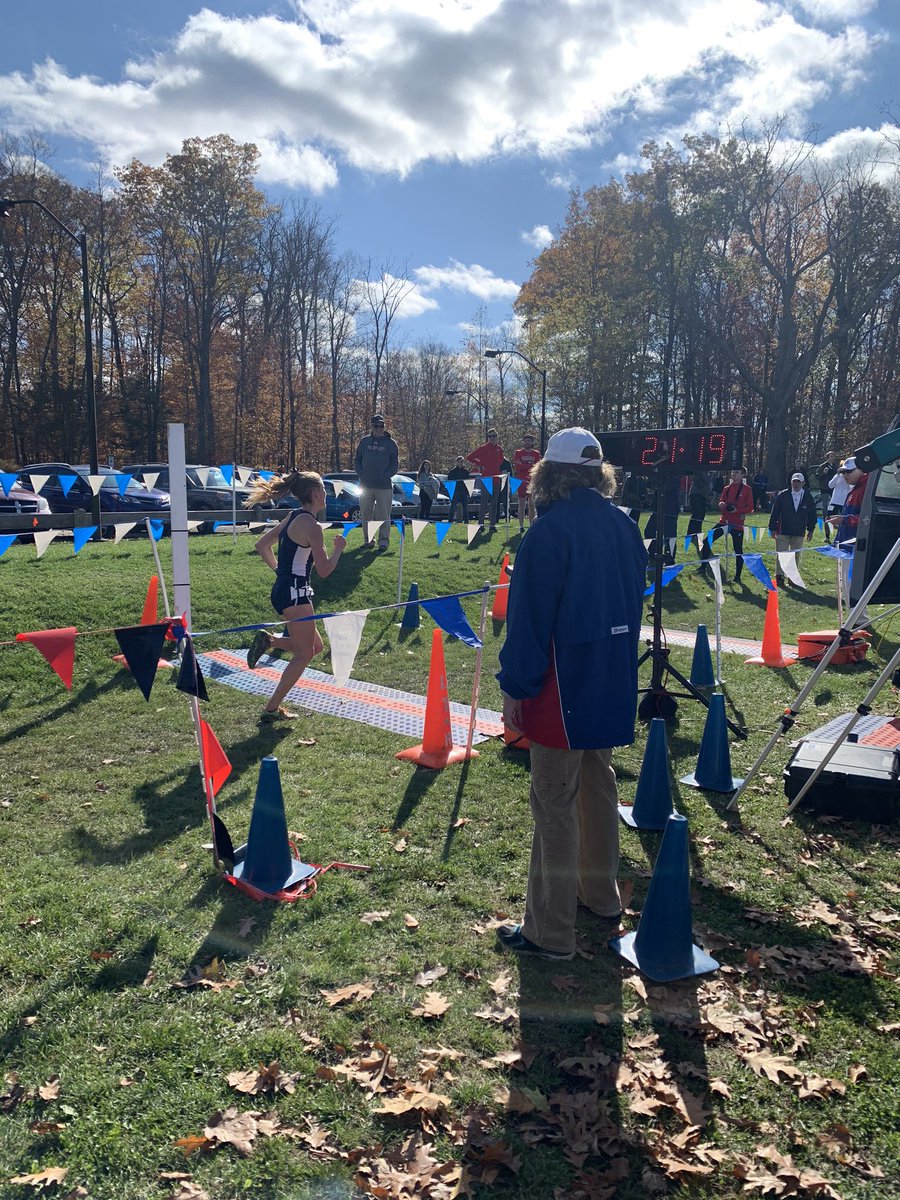 LLAthletics's tweet photo. @BomberSports Parley Hannan crosses the finish line with a Liberty League Women’s Cross Country Championship meet record of 21:19!! #LLXC https://t.co/oziEufshKm