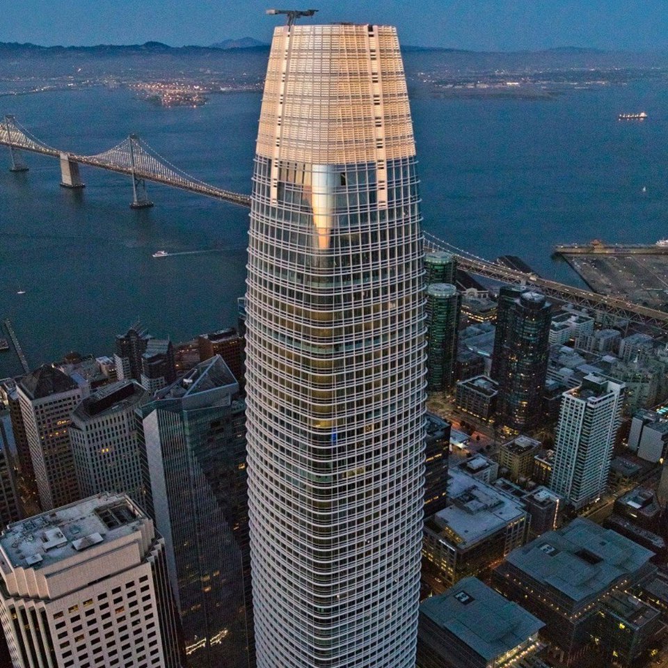 Башни петронас куала-лумпур мост. Королевская башня саудовская аравия. Башня the shard. Бурдж-халифа дубай wikipedia. Петронас тауэрс.