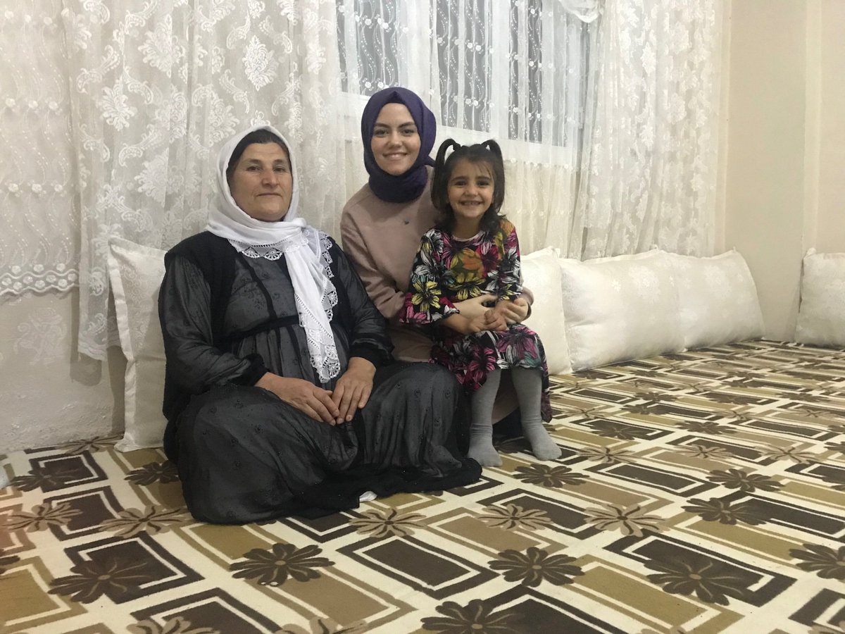 aydn_aslhan's tweet photo. #ŞırnakBaşaracağımDiyor Geleceğe umutla bakıyoruz🎈Şırnak Şehit Polis Ahmet Toprakoğlu İlkokulu Cizre https://t.co/WpVIFF7cxV