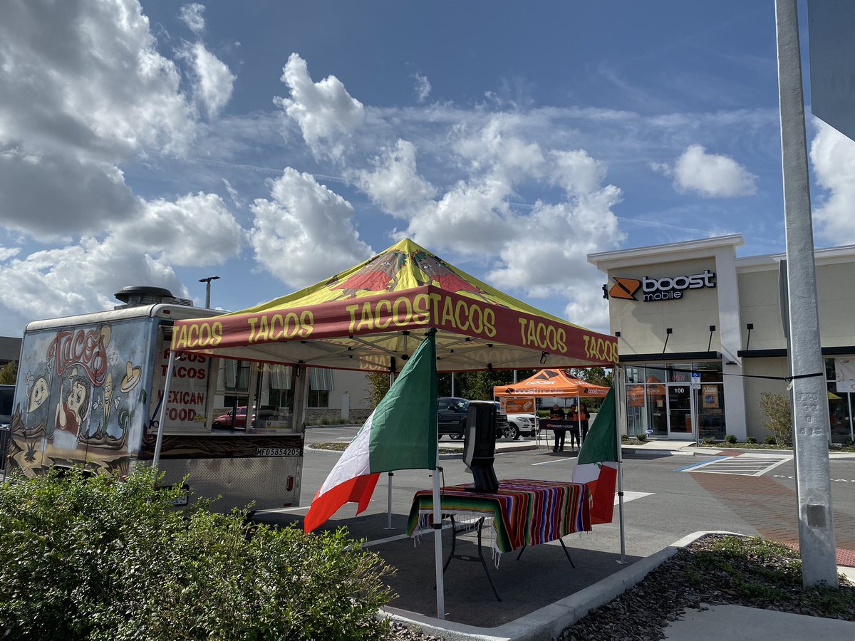 giancarlocv77's tweet photo. Feliz día de los Muertos 🇲🇽💀 Ven y celebra con nosotros en la tienda 5810 S. OBT. Orlando #BoostMobile #IVWireless #DiaDeMuertos #BestFamilyPlans #BestPromos #Tacos #Mexico 🌮🌯@mschwager3 @jessica_boost @se_rsm @VIPwireless @BroyeDavid @JenniferGibbsLM @christrippVIP https://t.co/pkEHTmtW5h