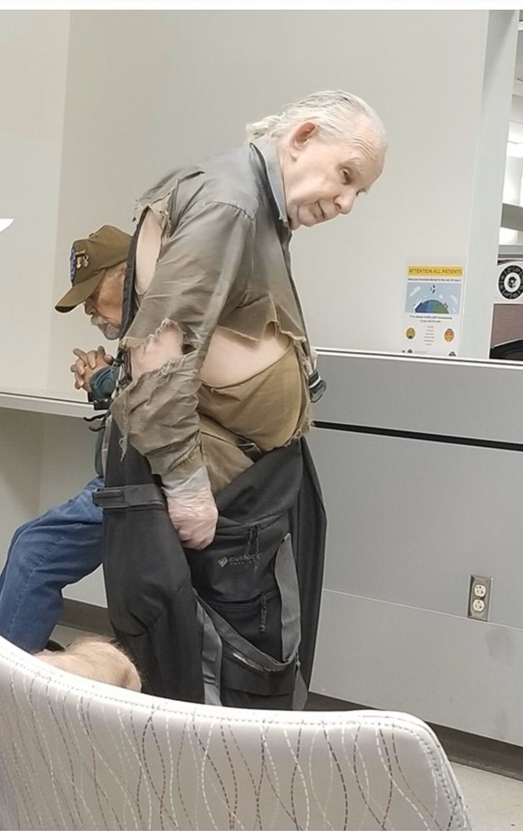 codeofvets's tweet image. RETWEET this picture of this combat veteran until someone recognizes him!

I want to know who he is! We will get this American hero some new clothes! Light it up veterans.

DAMMIT We must do better than this!