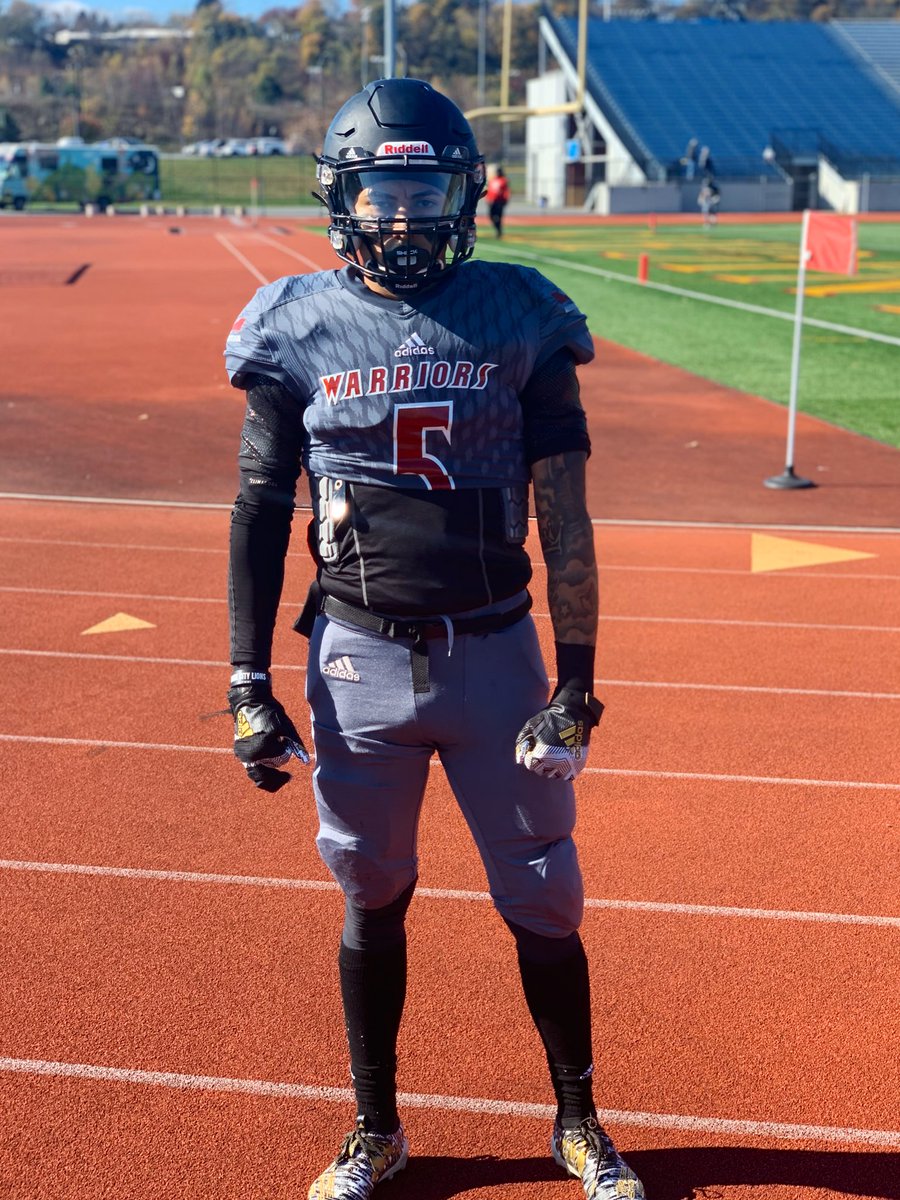 Gametime!!! Last game of the szn 
💥sackmachine💥 on goo!!!  #Njwarriorsfb #Njstrong 
#JUCOPRODUCT #Jucobaby #Strongsafety 💯💯