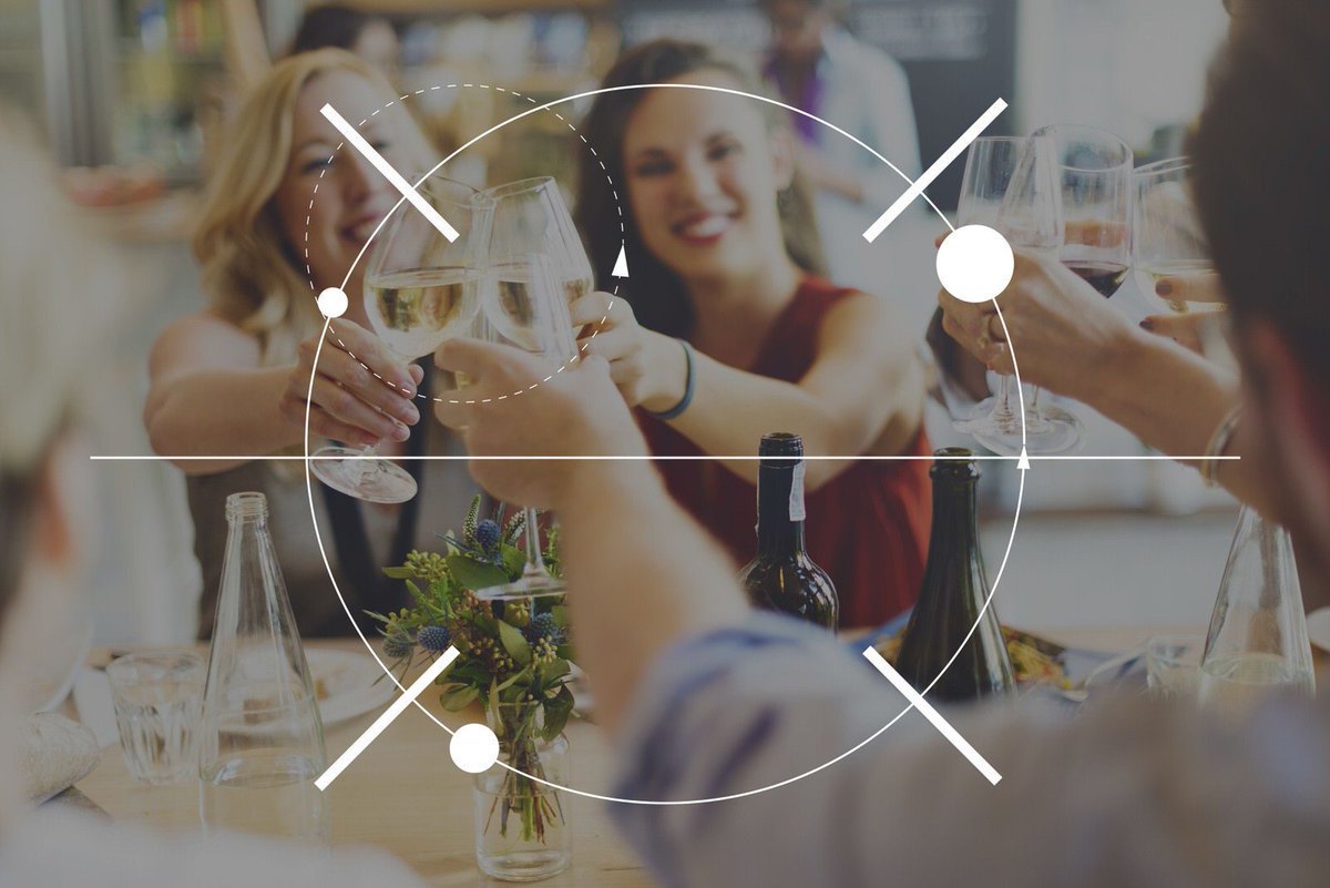 Sharing successes, news, discounts, new dishes, specials, and more with your customers is a restaurant marketing strategy you can’t skip. #restaurants #restaurantapps #appstore #dining #dingingout #foodtrends #onthetable graba.menu