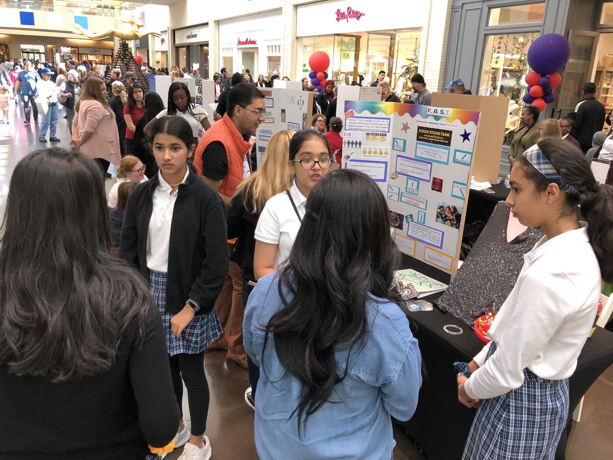 kacollins0618's tweet photo. Stars STEAM Team is presenting their wearable tech design that will help decrease incidents of skin cancer. #YWPN #StarSmart #ARSProud https://t.co/t9Oaytz4TK