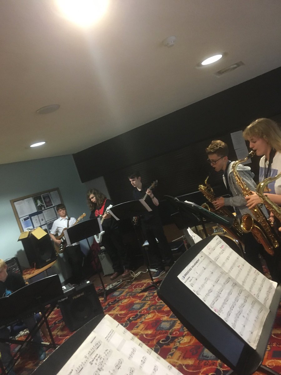 LYJRO's tweet photo. Our annual christmas gig is coming up! Look out for updates! 🎹🎷🎺 https://t.co/NYZFz4zjdy
