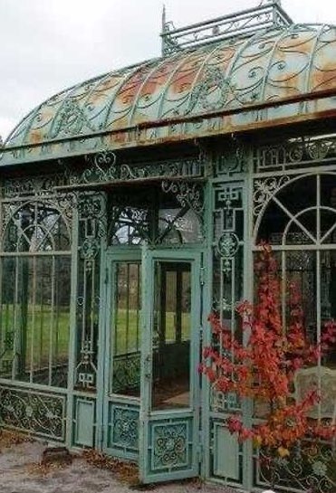 They led her to the Victorian orangery, which was constructed from glass and cast iron. It’s deep pitched roof sat immediately beneath the balcony that led from her lounge, offering some protection from intruders reaching her suite. #hollywoodsevilsecret #marilynmonroeconspiracy
