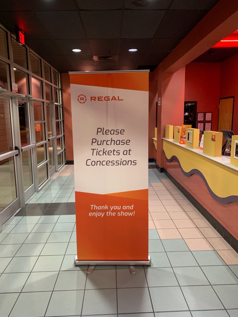 Kristalsclear's tweet photo. Purchase movie tickets at the long concession lines on a Saturday night? Do better @RegalMovies! Guess customer service isn’t a priority? Open the ticket counter. Thanks!#SaturdayVibes #movienightmare https://t.co/wwt6NAmmZr
