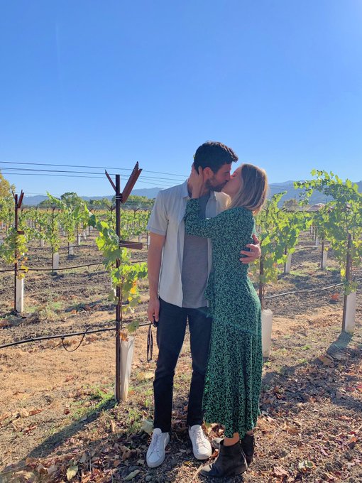Joe Amabile & Kendall Long - Bachelorette 15 - DWTS - Discussion - Page 17 EIZ48aOXUAApuZu
