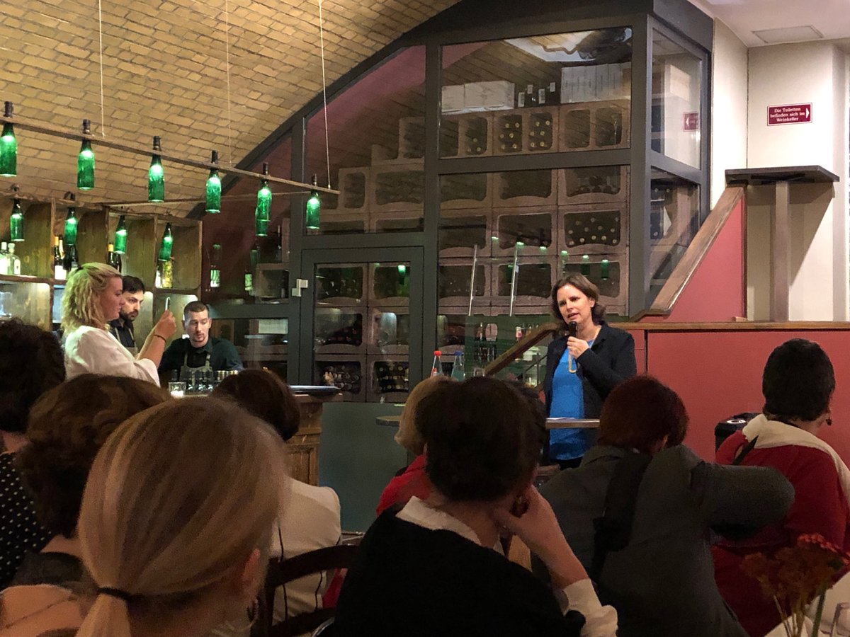 Rede von Staatssekretärin ⁦<a href="/Juliane_Seifert/">Juliane Seifert</a>⁩ „Danke an den ⁦<a href="/BPW_Germany/">BPW Germany</a>⁩ dass sie den #equalpayday nach Deutschland gebracht haben“ #proudtobeBPW