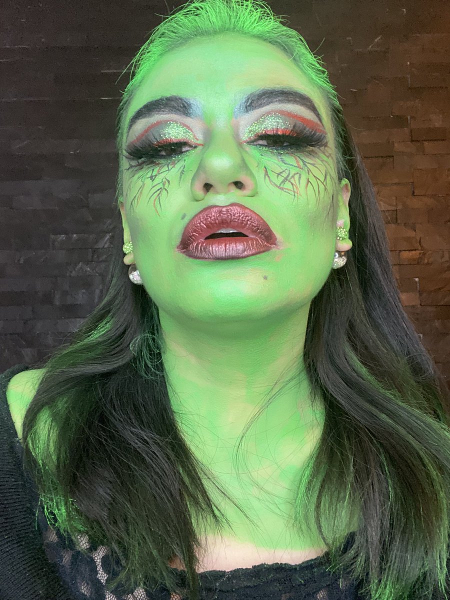 laestileriaofi1's tweet photo. Luce espectacular este #diademuertos o fiesta de #halloween ... informes y citas (55) 5807-4001
#laestileriaoficial #laestilerialashes #yociemakeup #kryolan #kryolanmexico #kryolanmakeup #maproderm #makeupartist #makeup #costumemakeup #makeupfx #fantasymakeup #skullmakeup https://t.co/w6hv2A47Zv