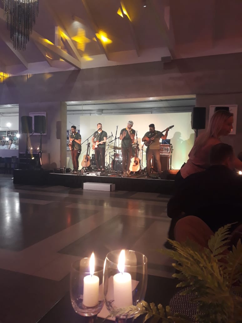 james_vodden's tweet photo. Rubber Duc @bbdsoftware year end 35 year celebration #bbdsoftware #capetown #rubberduc https://t.co/SRYiJSqJaM