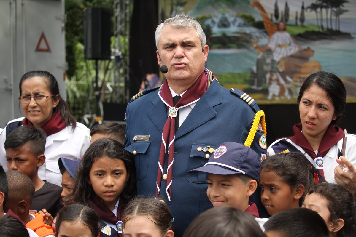 El Pr. Udolcy Zukowski fue utilizado por Dios en el  #AventuriUE #UnDiluvioDeAventuras y como resultado muchos corazones aceptaron llamado del Señor. 👏🤗🤗