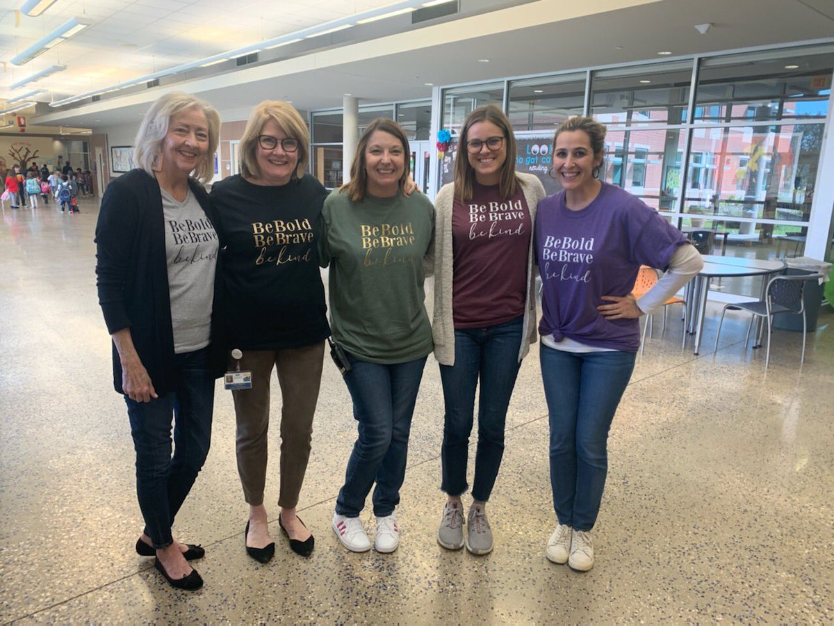 Thanks to our amazing CIS worker, Amy, our ILT is dressed in style for Kindness t-shirt day ⁦<a href="/AmyOxener/">Amy Oxener</a>⁩ ⁦<a href="/MeadowWoodSBISD/">Meadow Wood Elem.</a>⁩ ⁦<a href="/jennifer_blaine/">Jennifer Blaine</a>⁩