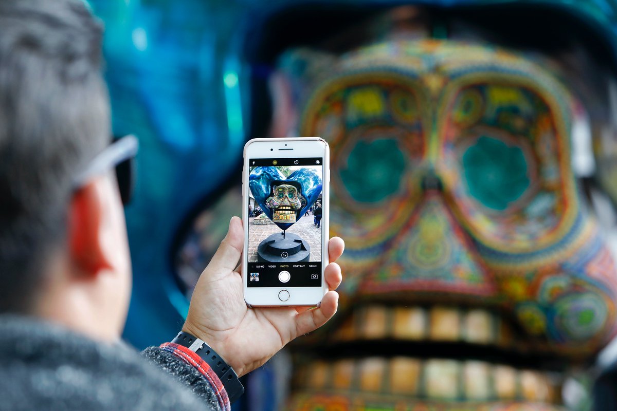 We want to share a little of last night at the Catrinas on the River Parade of Day of the Dead San Antonio 2019.