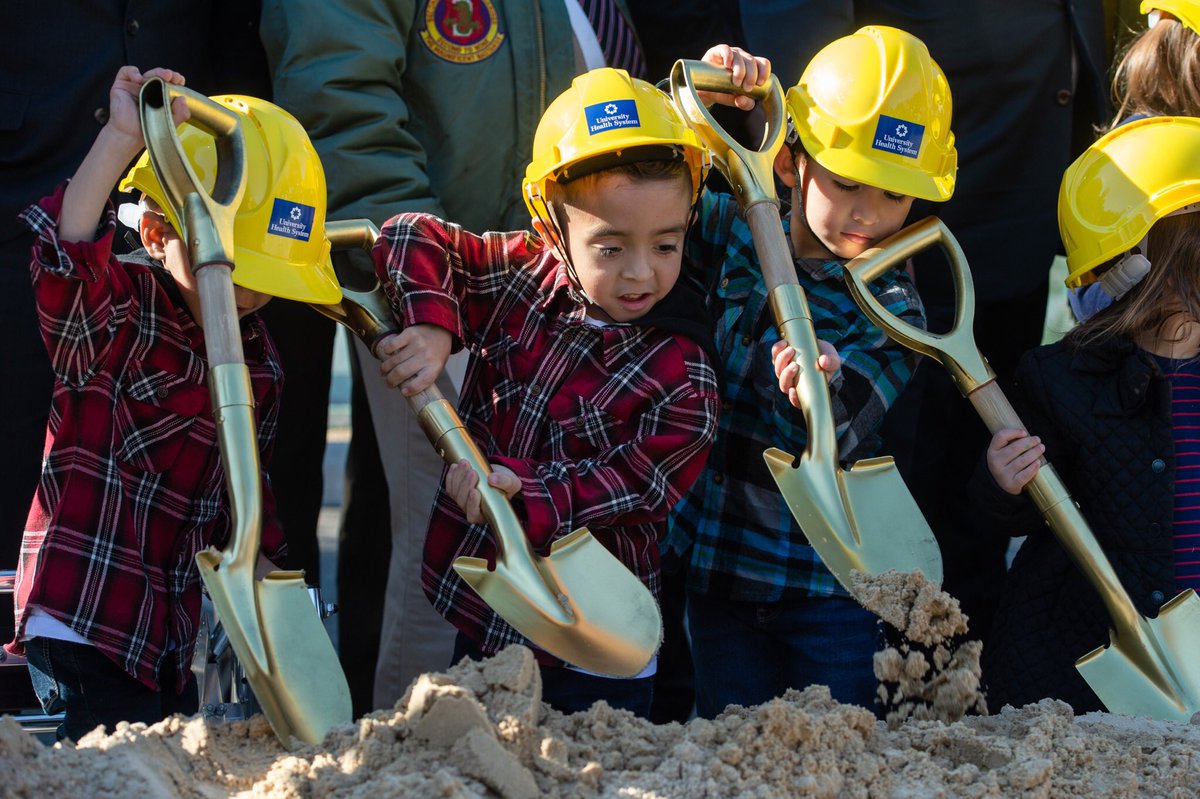 UnivHealthSA's tweet photo. We officially broke ground on our Women’s and Children’s Hospital! Opening in late 2022, it will be South Texas’ first and only hospital focused exclusively on the unique needs of women and children. Thank you to everyone who came out today to support our exciting project. https://t.co/0Y12afrlU0