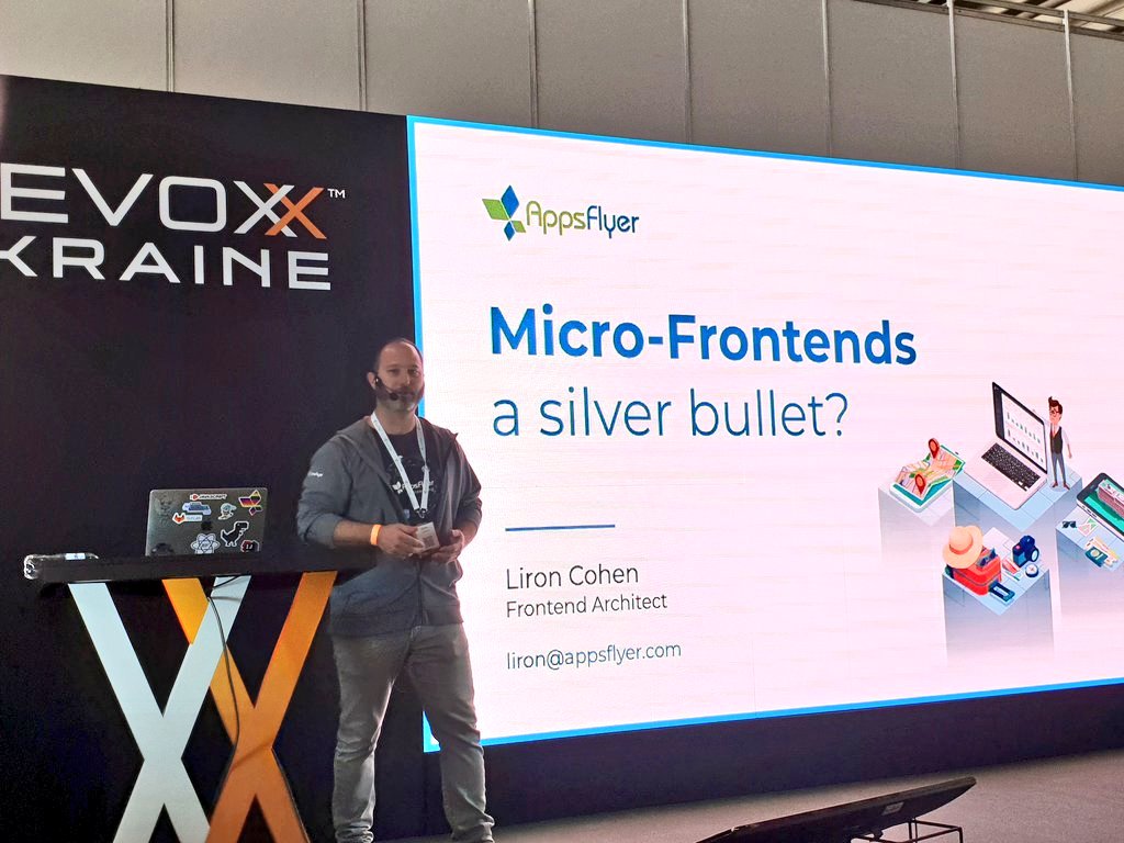 shar1z's tweet photo. Locking down the very awesome @DevoxxUA at the speaker event - wrapping up four sessions &amp; one booth...and a meetup still to come. 

Join @AppsFlyerDev Monday @ 18:00 - ICYMI, and are feeling some #devoxxUA #FOMO link below 
 https://t.co/5eBfM4ZRUF

#lifeatAF https://t.co/06JlvMuRD4