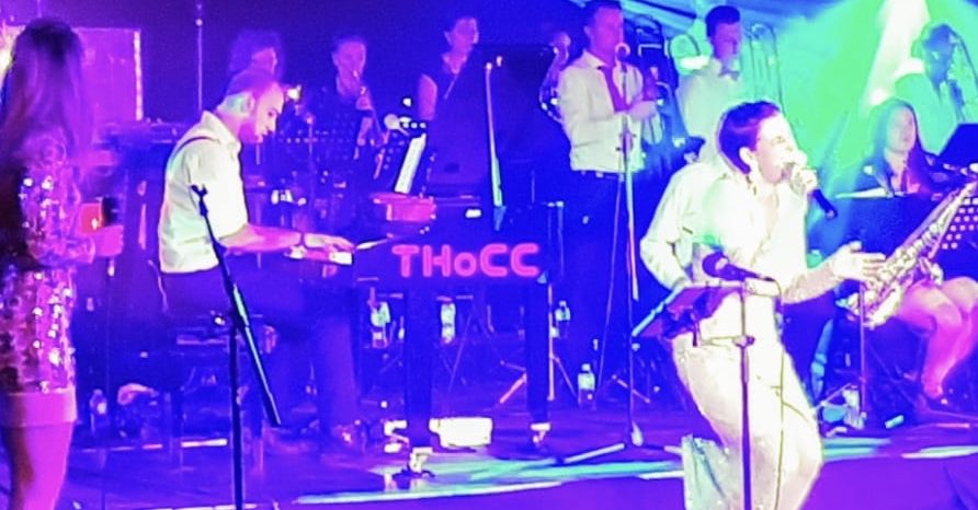 De THoCC-piano op verplaatsing! 😊 <a href="/concertbandHeff/">Concertband Heffen</a> @ De Loods <a href="/StadMechelen/">Stad Mechelen</a> #thankyouforthemusic 🎼🎤🎹🎷👍