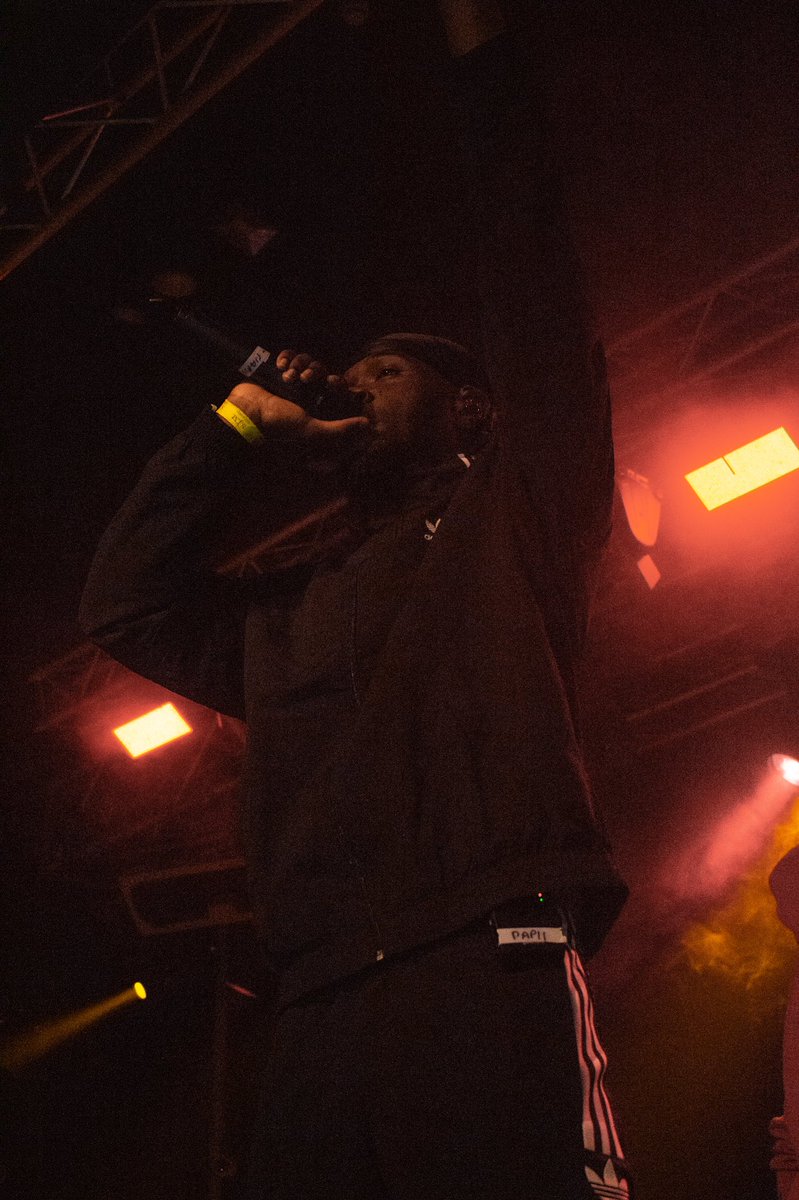 KhalilDase's tweet photo. Shot by me 📸 @nsg_papii shutting down the show ⁣⁣⁣⁣
⁣
Tag @Papii_Abz @NSG ⁣⁣⁣
⁣⁣⁣
#nsg #otbop #options #trustissues https://t.co/vyzwSeOdJU