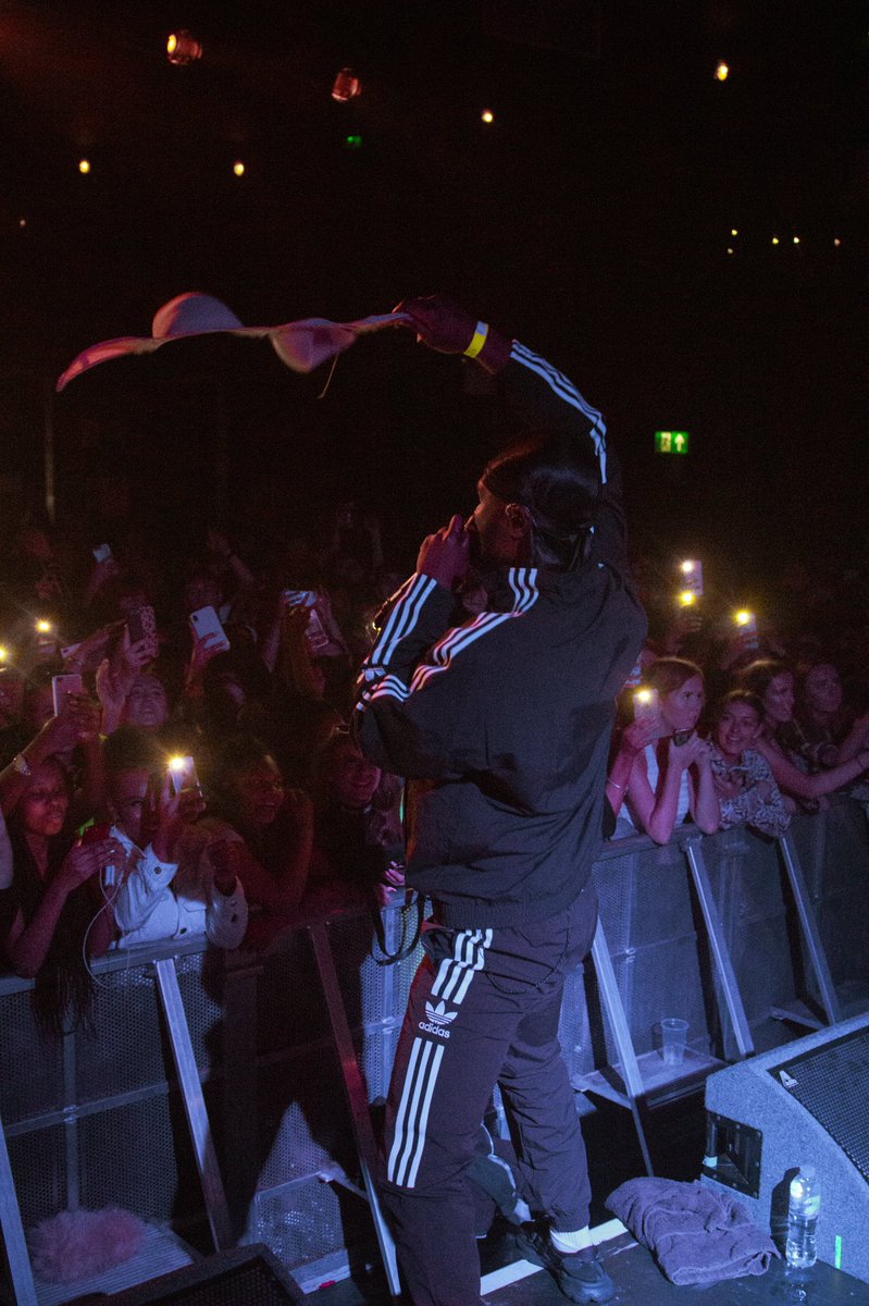 KhalilDase's tweet photo. Shot by me 📸 @nsg_papii shutting down the show ⁣⁣⁣⁣
⁣
Tag @Papii_Abz @NSG ⁣⁣⁣
⁣⁣⁣
#nsg #otbop #options #trustissues https://t.co/vyzwSeOdJU