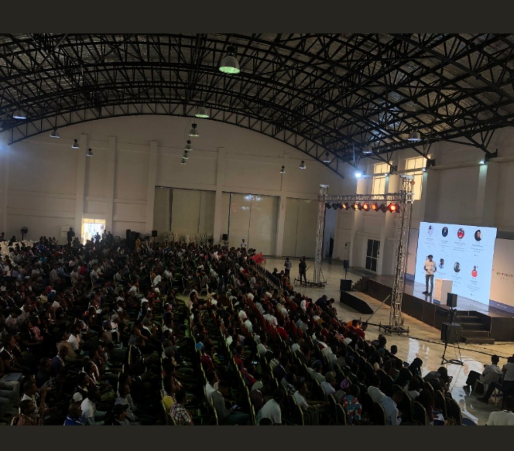 MichyToken's tweet photo. With all what I learned today, now I'm motivated to think and create solution to a problem.
#devfestlagos #DevFest19 #Google #growwithgoogle #alc4withgoogle #womenintech #CloudComputing #150DaysOfALC4 https://t.co/YFjGM9Q7Uk