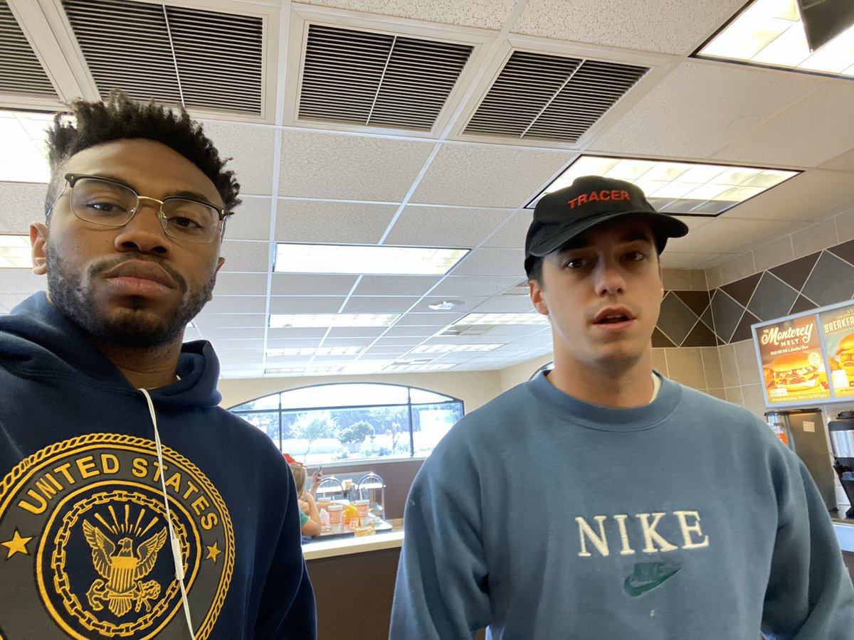 kevinabstract's tweet photo. best friends https://t.co/aBBiQJeqhu