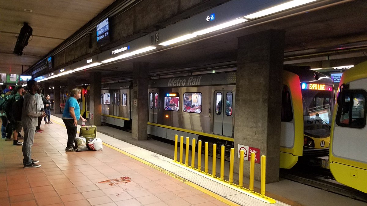 militantangleno's tweet image. This @metrolosangeles A Line thing has NOT gotten off to a good start. Trains are delayed, passengers are getting irate, especially those who are actually riding the train today to get to work. Every train showing up at 7th/Metro Center is an #ExpoLine train.