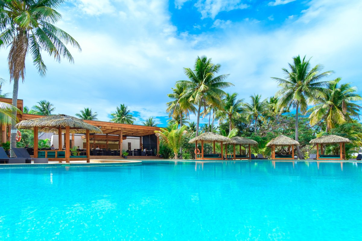 ResortsFiji's tweet photo. L𝚘𝚘𝚔𝚒𝚗𝚐 𝚏𝚘𝚛 𝚊𝚗 𝚒𝚍𝚎𝚊𝚕 𝚑𝚘𝚗𝚎𝚢𝚖𝚘𝚘𝚗 𝚍𝚎𝚜𝚝𝚒𝚗𝚊𝚝𝚒𝚘𝚗, Lomani Island Resort 𝚒𝚜 𝚝𝚑𝚎 𝚙𝚎𝚛𝚏𝚎𝚌𝚝 𝚙𝚕𝚊𝚌𝚎 𝚝𝚘 𝚍𝚘 𝚒𝚝 𝚊𝚕𝚕! 
https://t.co/64UdUwSxAf https://t.co/oCg36Nvrnz