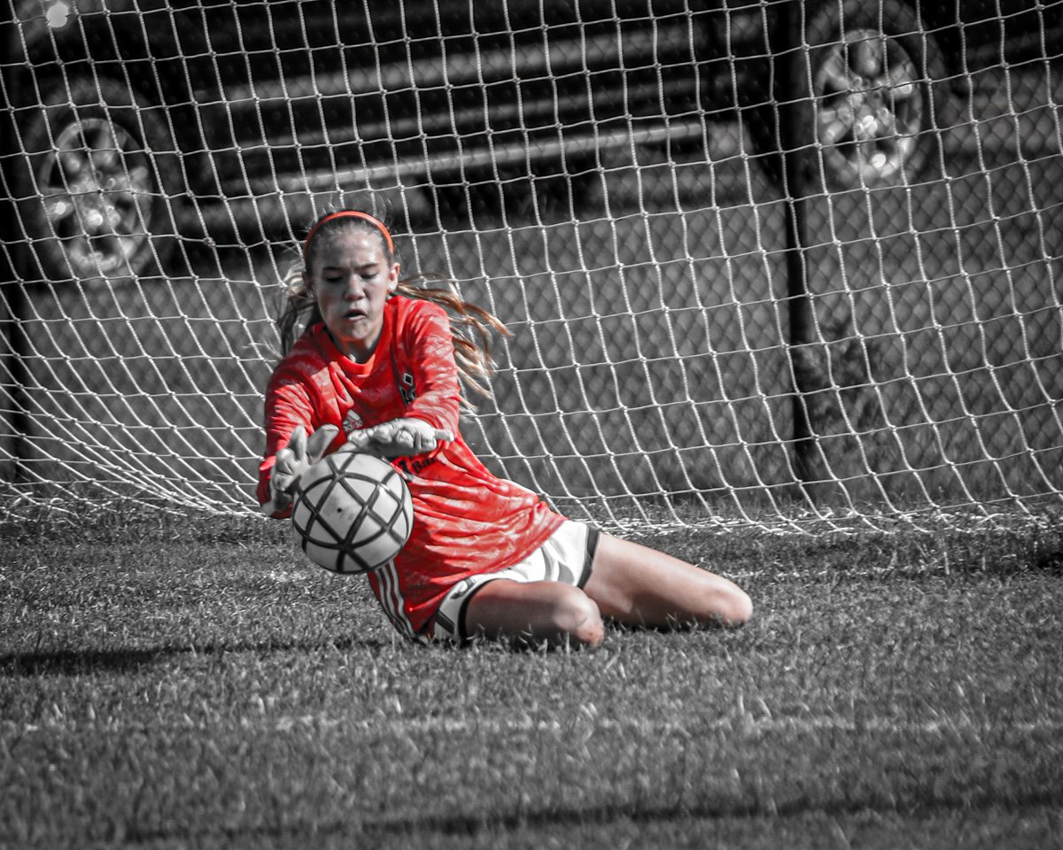 haleyfitz73's tweet photo. Not the result we wanted in gm 2 here in St. Louis. Missing some key girls on this trip, but proud of Macie for her showing at cross country state today. Looking fwd to having her &amp; Logan back on Tue night. One more in the AM. #KEEPgrowing #KEEPgettingbetter #SetYourClocksBack https://t.co/gq6pyC4DMt