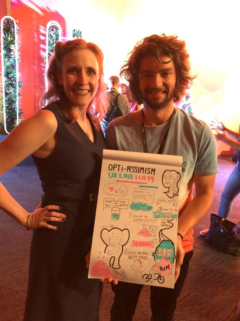 douglas98912769's tweet image. Dia 03 @ILA19Medellin Cheryl Platz @muppetaphrodite fala sobre Opti-pessimism, mostrou a importância de ver o como meio cheio, mas também meio vazio. Foi muito divertido e rico o conteúdo #ILA19MED #licencia19ila #UXLabDays #visualnote #anotacoesvisuais