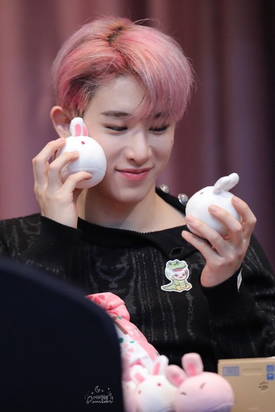 MONBEBEnt's tweet photo. This fight is not only for Wonho but the K-Industry. We have to make sure companies protect their artists from rumors and harrassment. This is for Hanbin, Sulli, Jonghyun, and for EVERY KOREAN ARTIST that should've been protected‼

#StarshipFightForWonho
#FightforMonstaX7 https://t.co/TKRYvkw4YD
