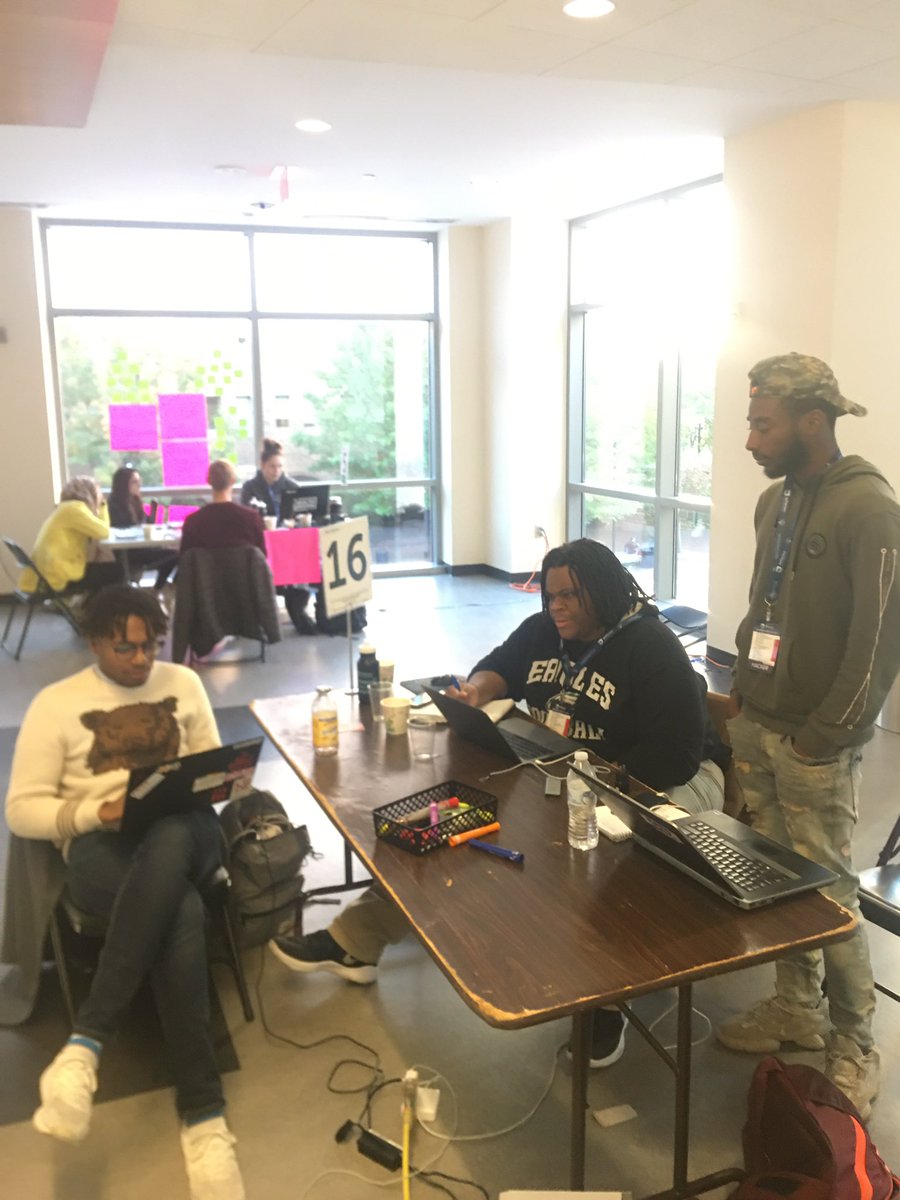 small_wondr's tweet photo. #JeffHealthHack  @HappyCoder1 @_FlyassFIQ @kylemay1822 #BlackTechTwitter #SoftwareDevelopers https://t.co/0qAX55fZRh