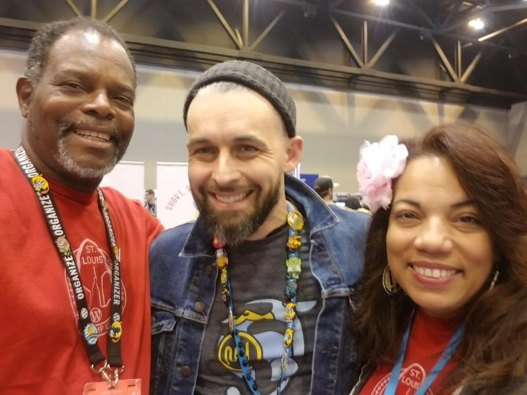 wmjackson's tweet photo. It is always great meeting sponsors and vendors @WordCampUS
@wpmudev has supported our community workshops and initiatives. #MyQuestToTeach #LoveBuiltLife #ThatWordCampLife
#ThatWordPressLife
#communitybuilding
#communityservice
#communityengagement https://t.co/q6d14758lg